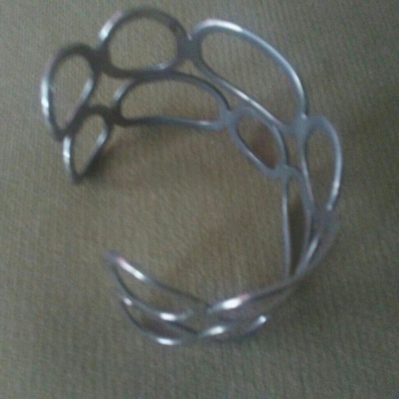 Beautiful vintage bangle - Picture 2 of 4